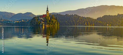 Kościół na wyspie,jezioro Bled na tle Alp Karawanek photo