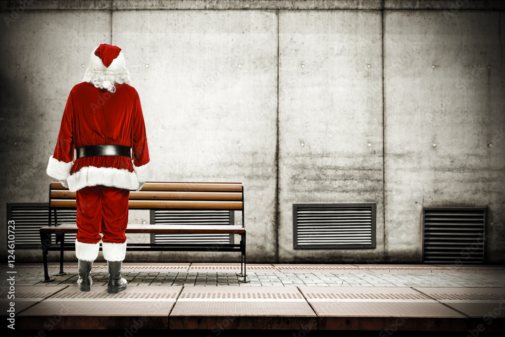 Fototapeta premium red santa claus and wall