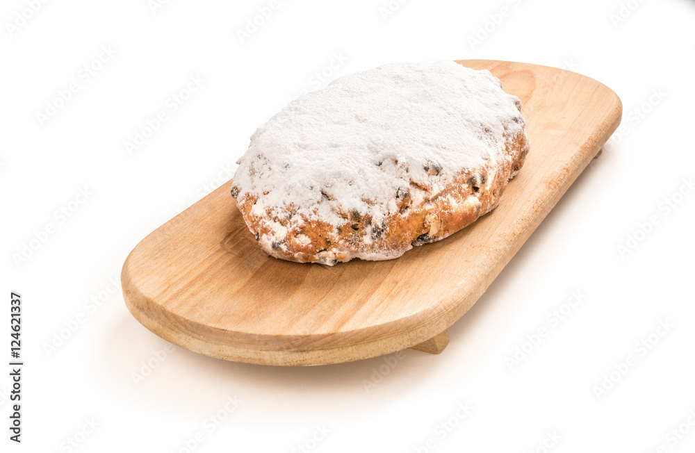 Christstollen auf Stollenbrett - Freisteller Christstollen auf Stollenbrett - Freisteller
