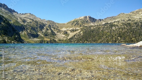 Randonnée dans la réserve naturelle de néouvielle - lac d'Aubert, Pyrénées, France