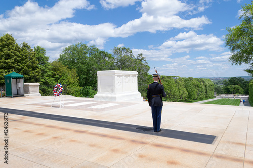 Tomb of the Unknown Soldier in Arlington photo
