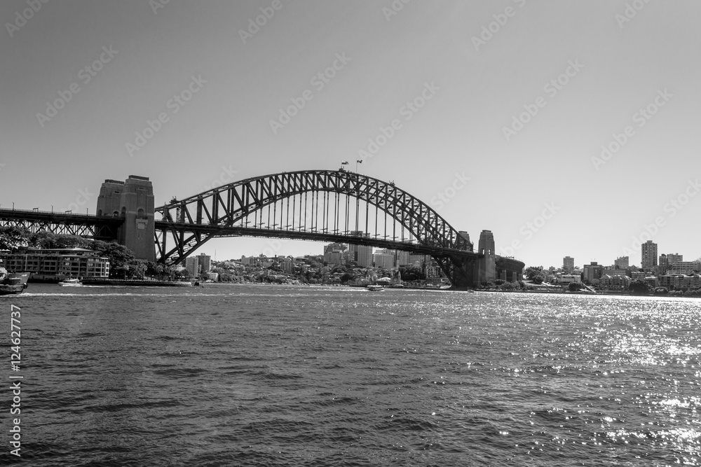 Naklejka premium Iconic Sydney Harbour bridge