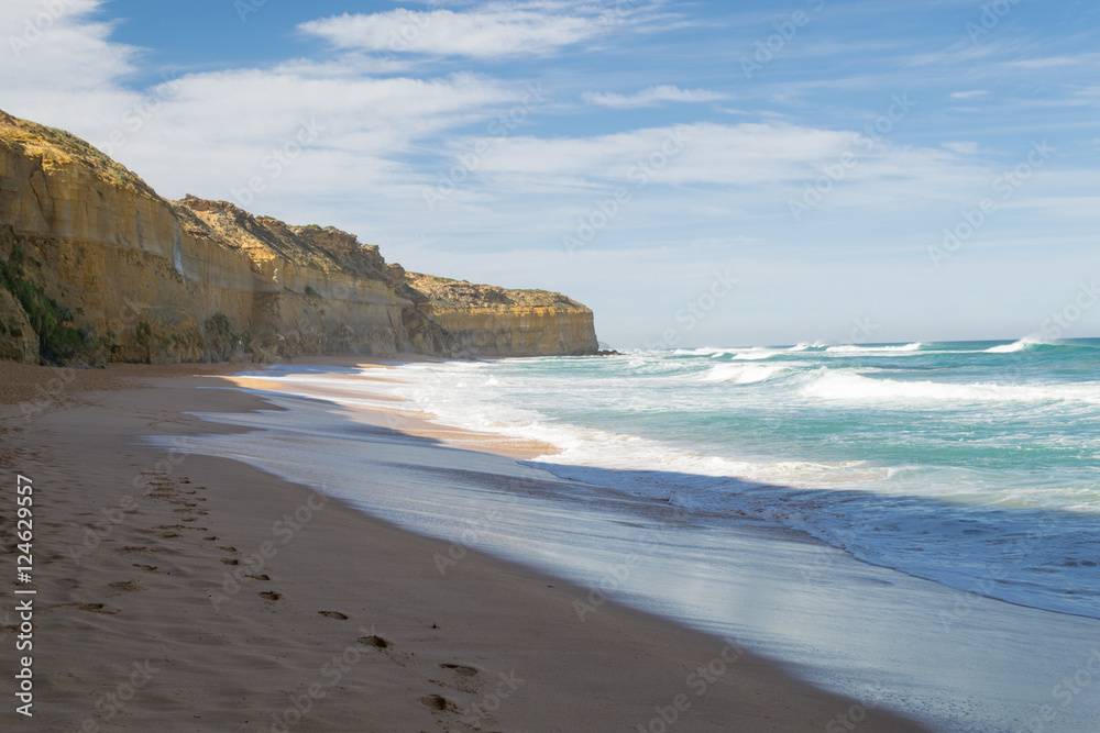 Beach down Gibsons steps in the Great Ocean Road (Australia) Beach down Gibsons steps in the Great Ocean Road (Australia)