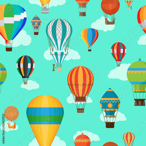 Vintage hot air balloons seamless pattern. Cartoon air balloon background. Vector illustration