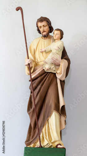 Sculpture of Saint Joseph with little Jesus Christ