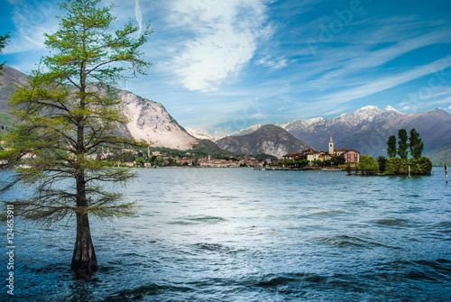 Lago Maggiore mit Gebirgspanorama