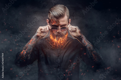 Fotografie, Obraz An evil man with burning beard.