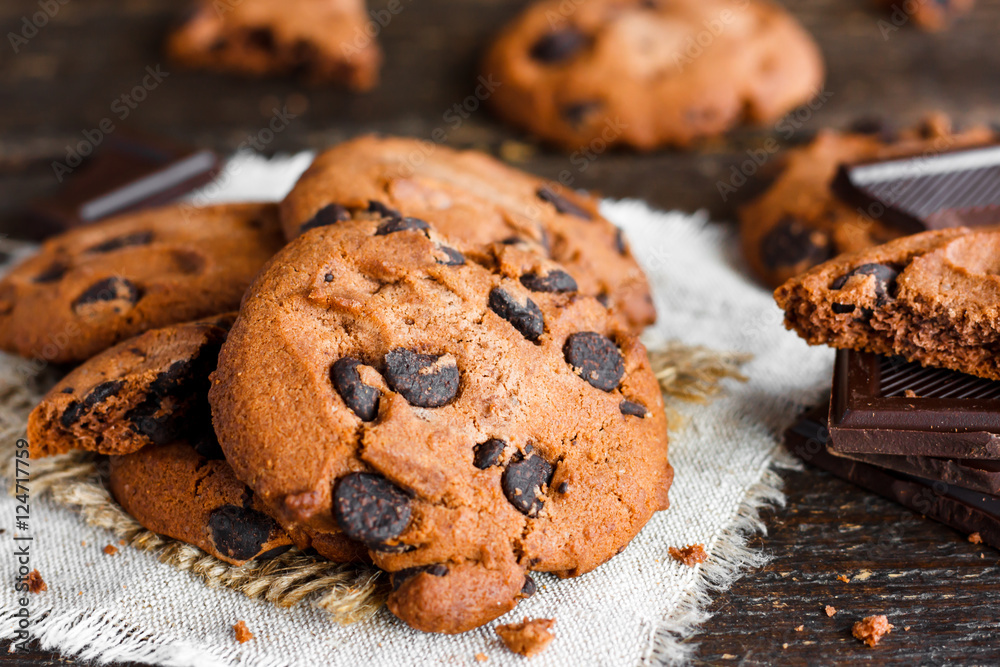 Fototapeta premium Traditional double chocolate chip cookie