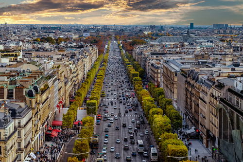 Obraz na płótnie Paris, France aerial view from Triumphal Arch on Champs Elysees w salonie