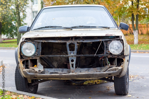 old broken car © alexey_korotky