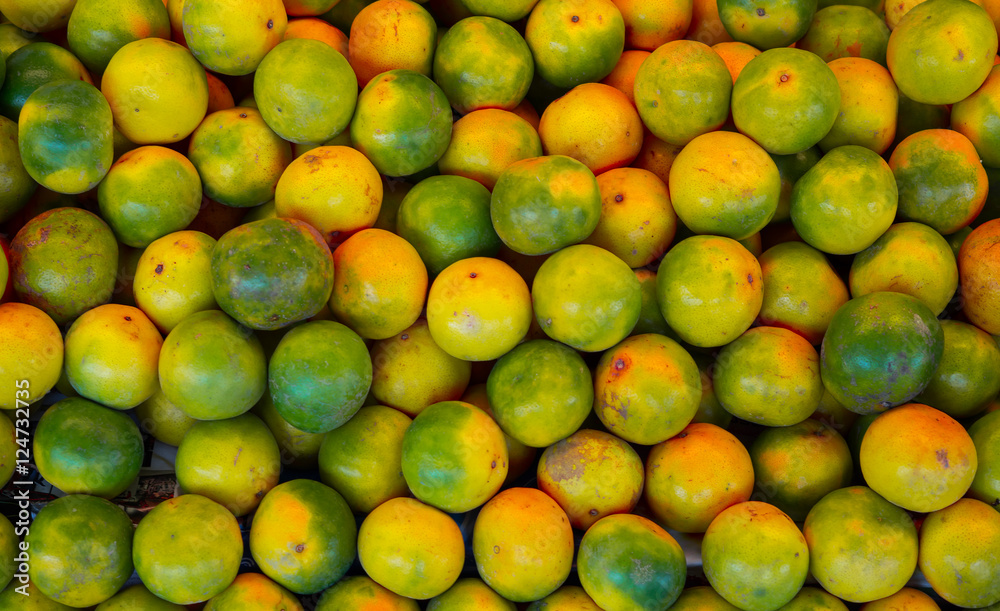 oranges on market