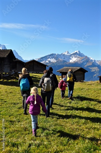 Wanderer - Familie im Berner Oberland in den Alpen, Schweiz