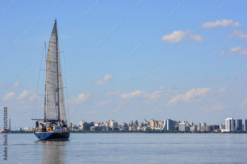 Fototapeta premium Sailboat in Porto Alegre seen from the Guaíba Lake