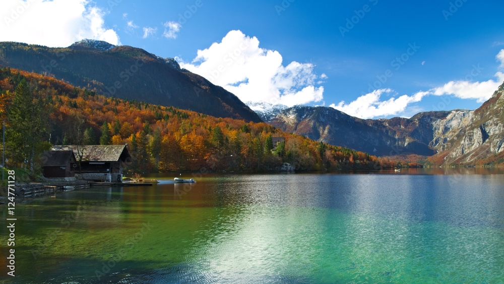 Autumn view of the Bohinj Lake (Bohinjsko jezero), Slovenia
