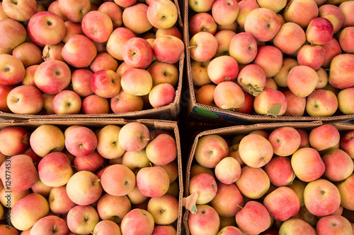 Apples in boxes