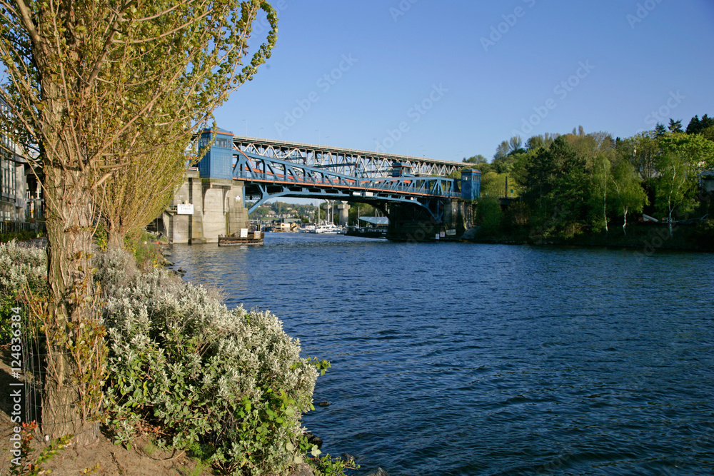 river n bridge river n bridge