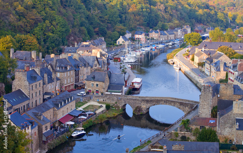 Dinan, aviron sur la Rance en automne 