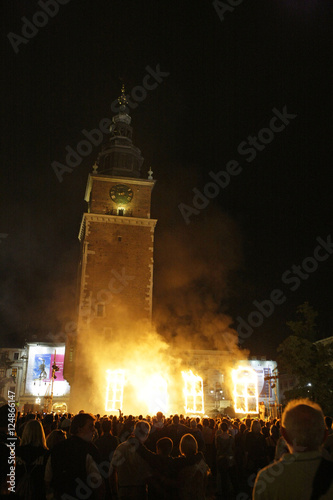 Konstfotografi clock-tower n fire