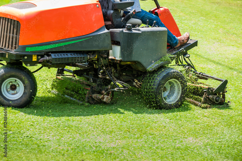 Obraz premium mowers