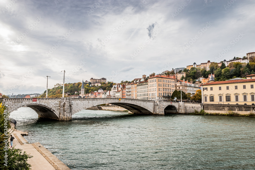 Le pont Bonaparte sur la Saône à Lyon