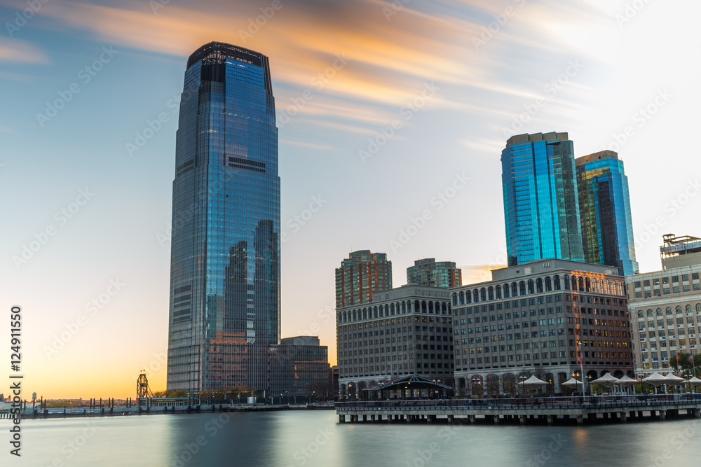 Fototapeta premium Jersey City harbor front at sunset
