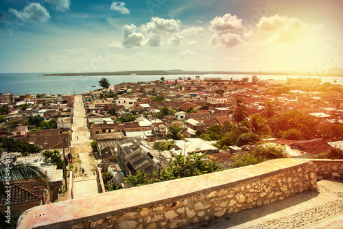 Foto Panoramic view over landscape with mogotes in Cuba