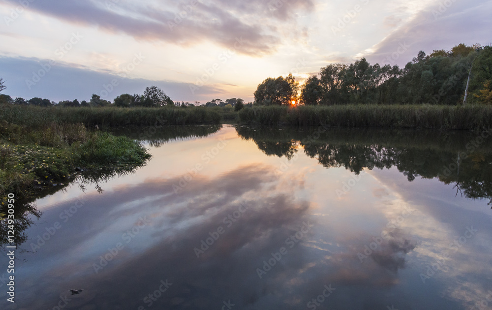 Knoops-Park im Herbstkleid und Sonnenuntergang in Bremen