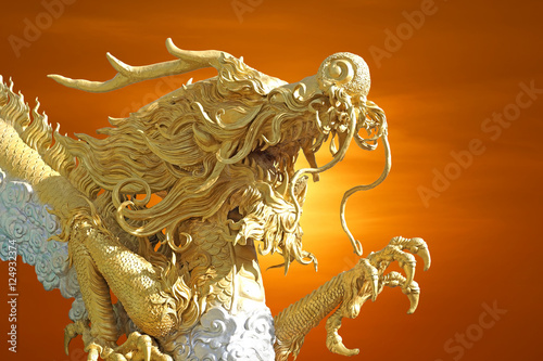  chinese golden dragon