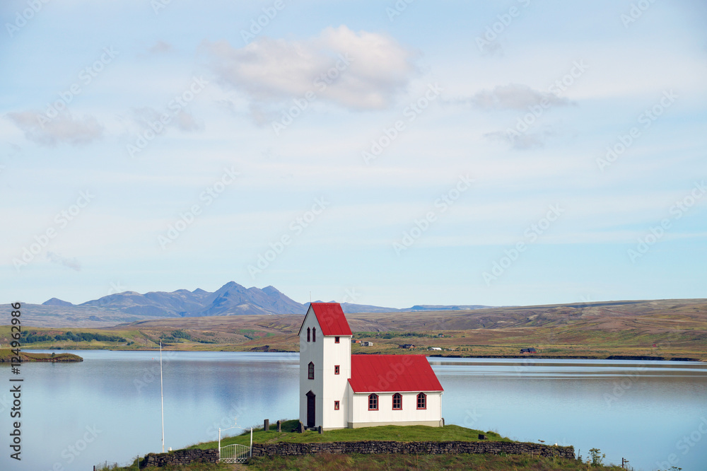 Eine kleine Kirche in Island