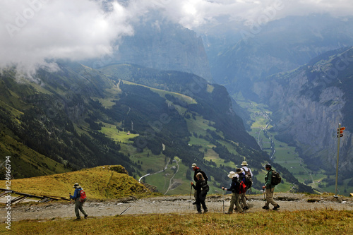 hikers n mtns