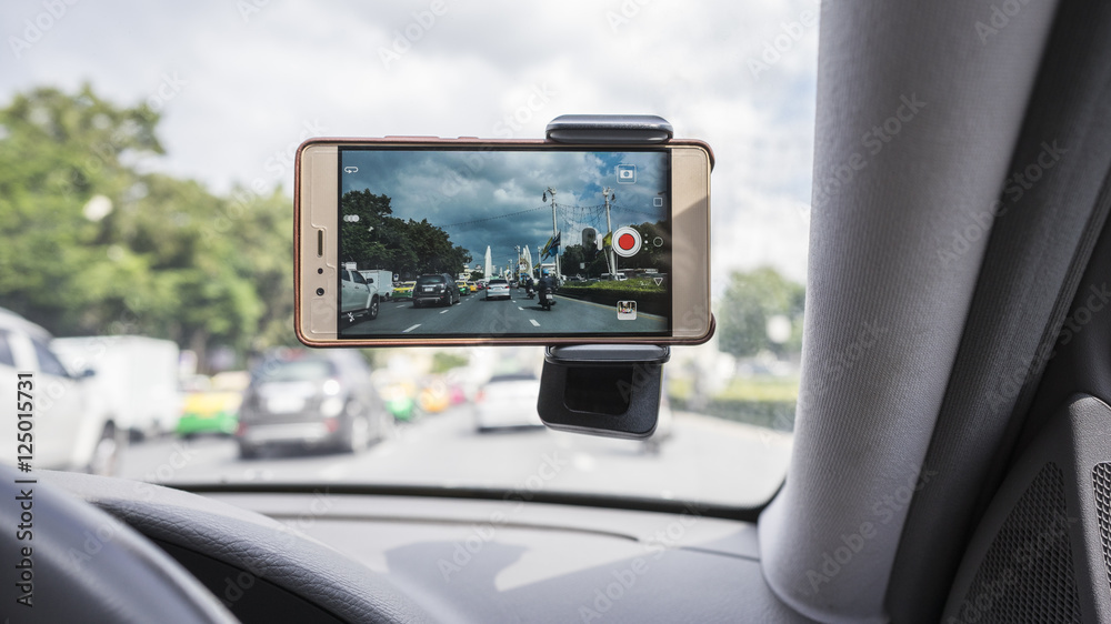 Driving with mobile phone recording Driving with mobile phone recording