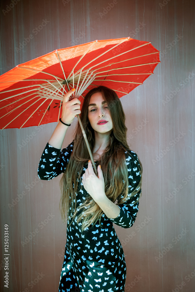 Ragazza con ombrello giapponese Stock Photo