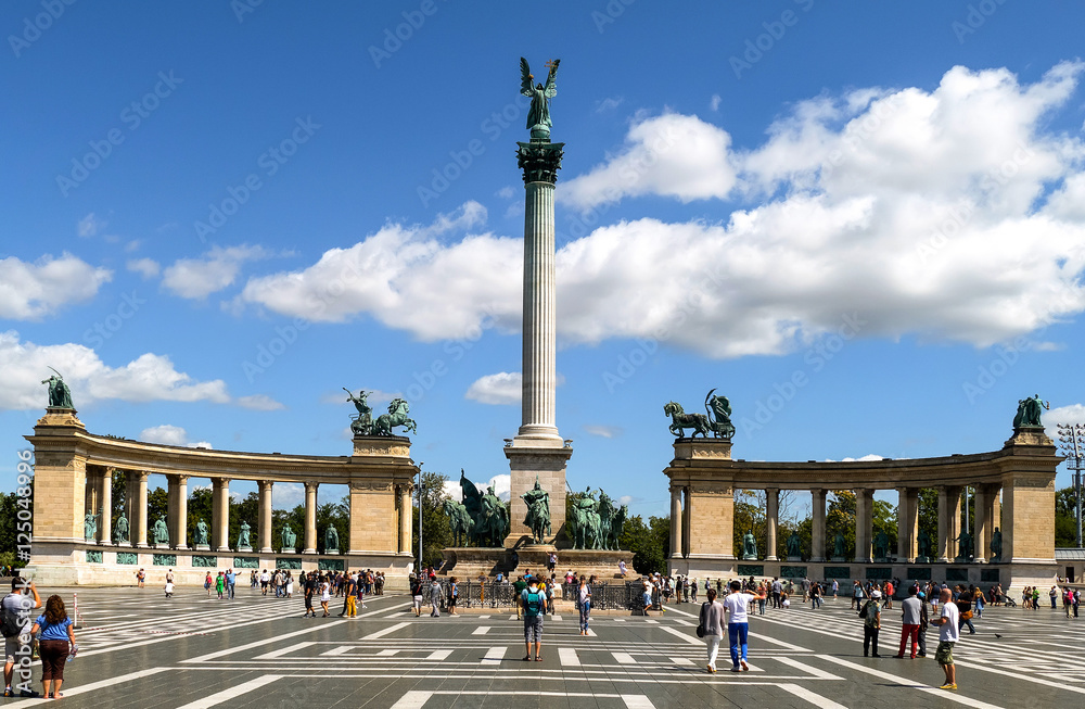 Obraz premium Plac Bohaterów Budapeszt