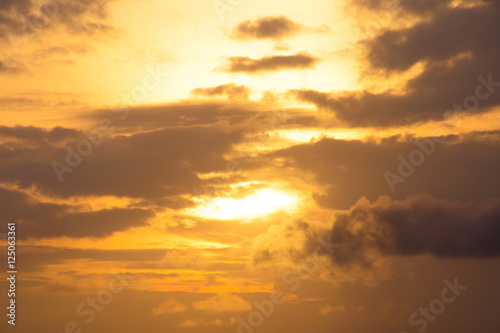 Fototapeta Naklejka Na Ścianę i Meble -  sunset with cloud