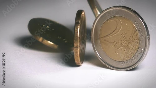 Pièces de monnaie euro en slow motion 1500fps