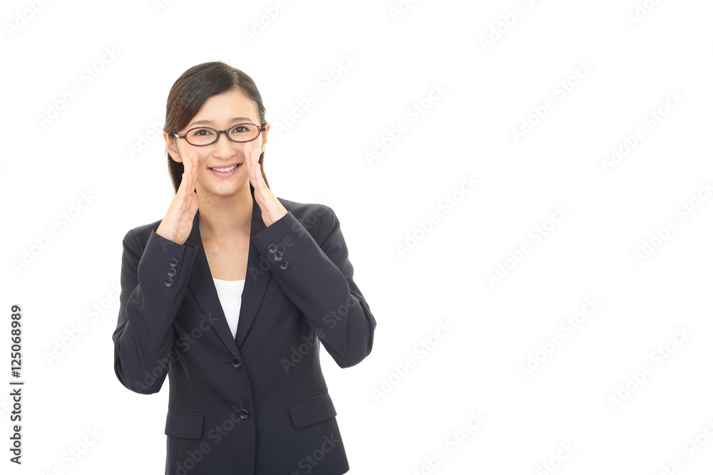 応援する女性