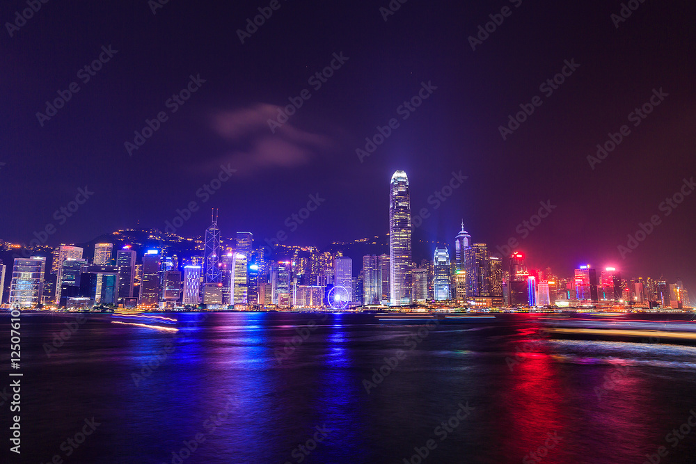 Fototapeta premium Hong Kong skyline at night