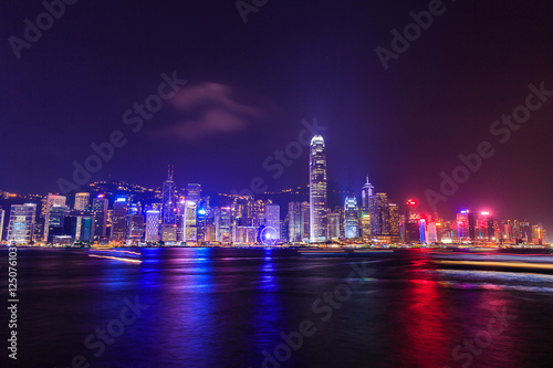 Hong Kong skyline at night © kowitstockphoto
