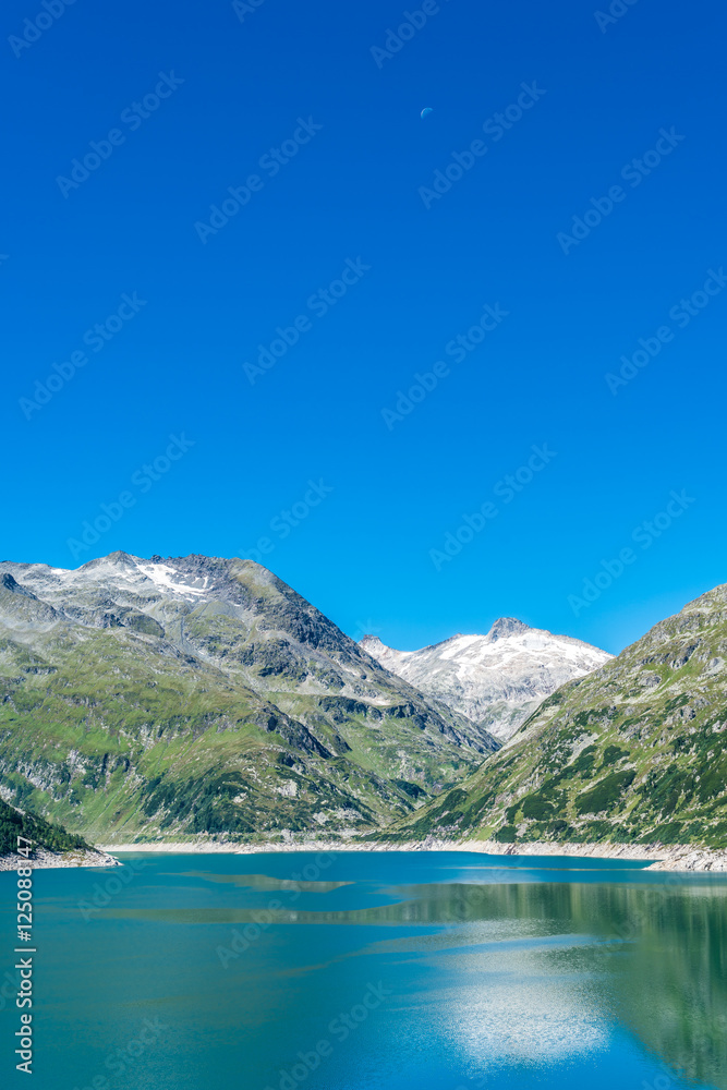 Speichersee Kölnbrein in Kärnten vor dem Alpengebiet Kleinelendkees und dem Grosselendtal