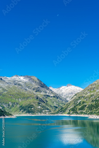 Speichersee Kölnbrein in Kärnten vor dem Alpengebiet Kleinelendkees und dem Grosselendtal