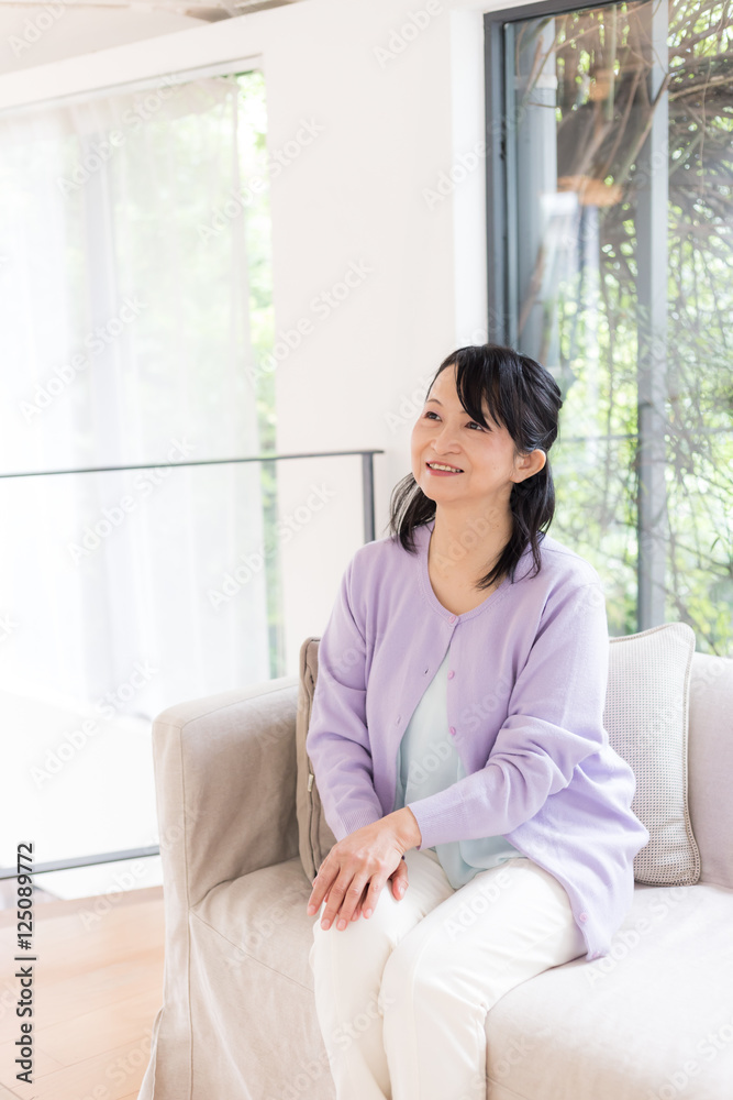ミドル　女性