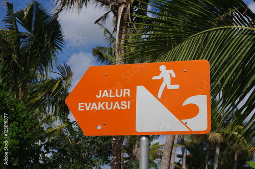 panneau tsunami