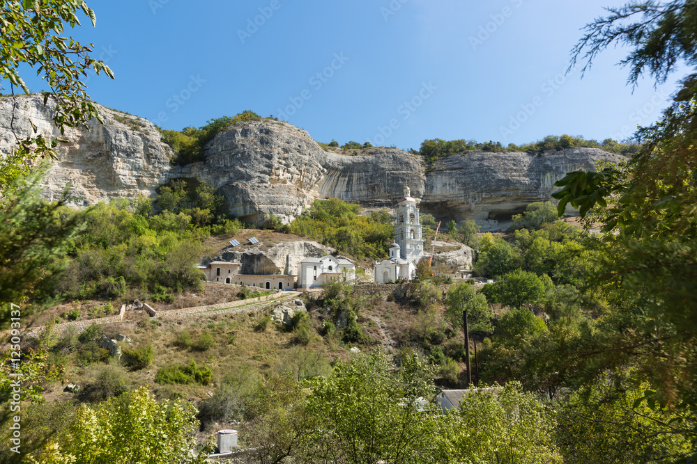 The Construction of the Holy Dormition cave monastery