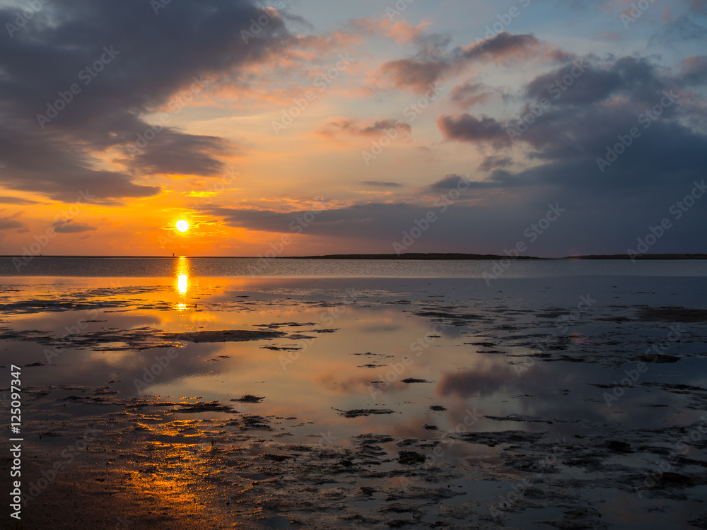 Naklejka premium Wattenmeer abendliche Stimmung