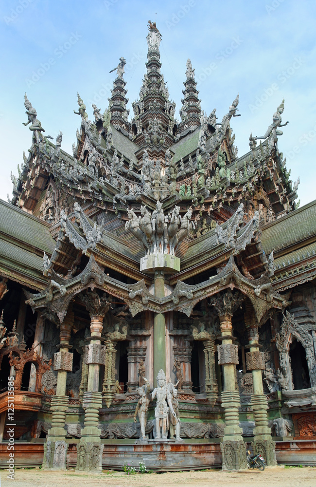 Sanctuary Of Truth in Pattaya national landmark of Thailand Sanctuary Of Truth in Pattaya national landmark of Thailand