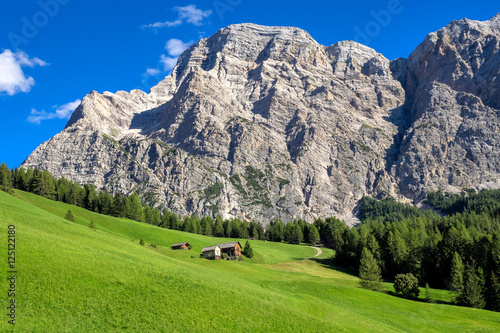 Südtirol - Dolomiten - Badia - Heiligkreuzkofel photo