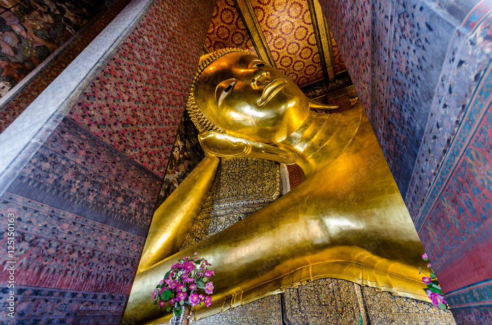 The Reclining Buddha at Wat Pho in bangkok,thailand