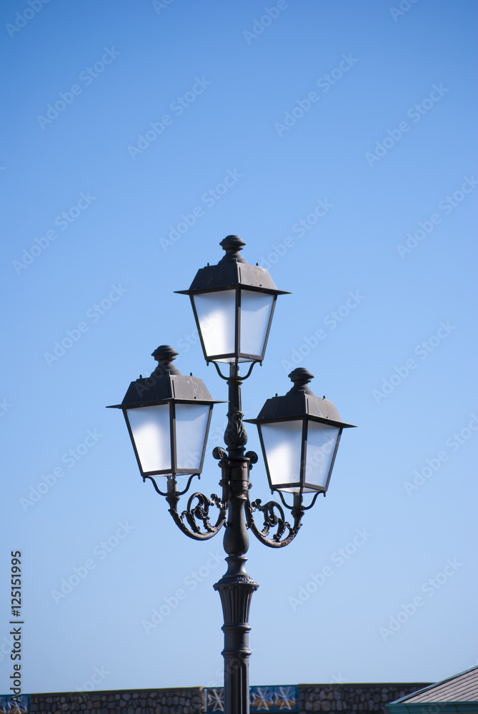 Street lamp