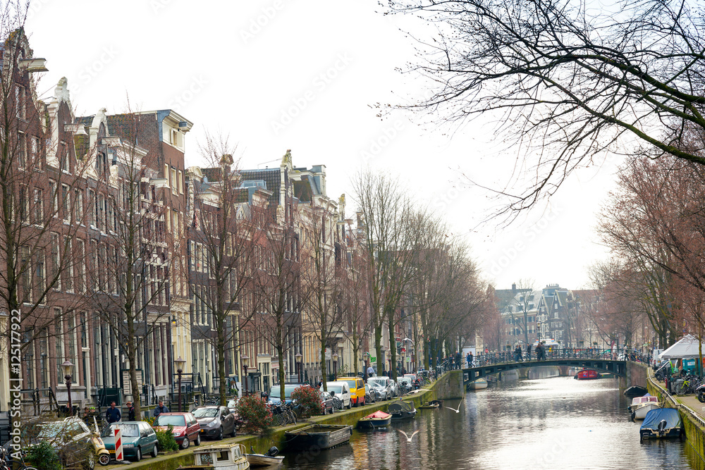 Fototapeta premium Amsterdam, Netherlands - March 31, 2016 : Beautiful view of Amst