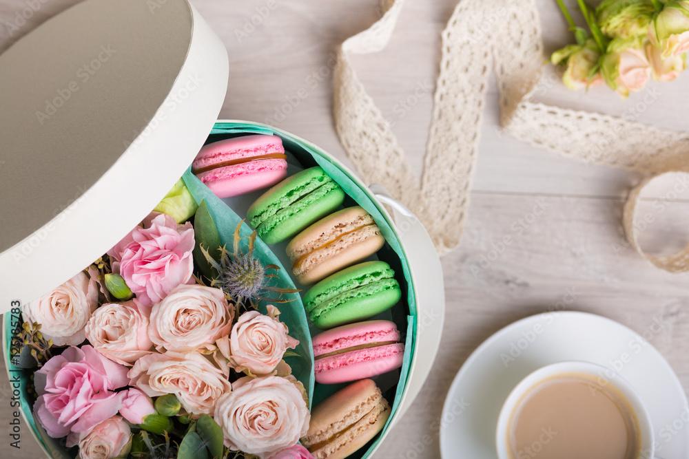 Flower box with macaron cookies Flower box with macaron cookies